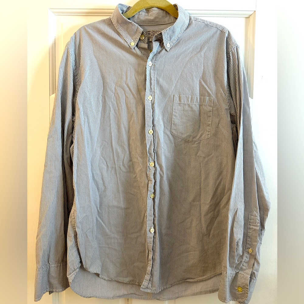 J Crew vintage Men's Striped Shirt grey white cotton button
